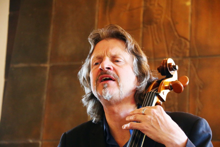 Ray Cooper. Live! › Zeitz Online › Konzert